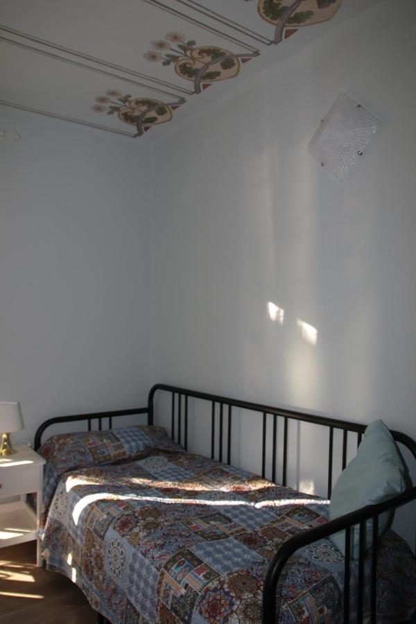 El Doorado Hotel Dorio Luaran gambar