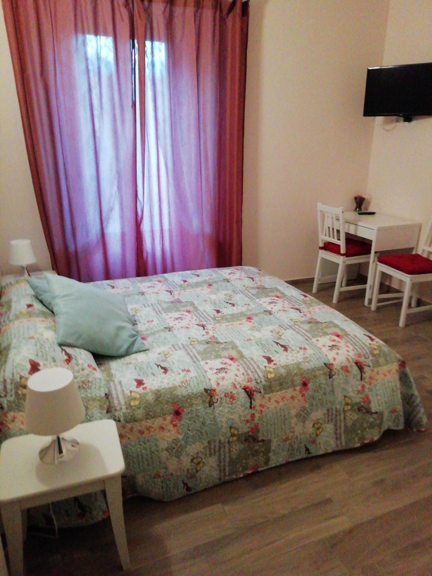 El Doorado Hotel Dorio Bilik gambar